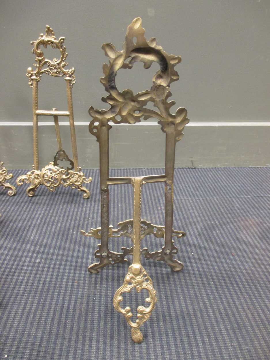 A set of six brass photograph stands, together with a pair of brass photograph frames (8) - Image 3 of 7