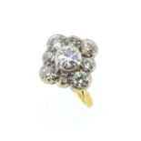 An early 20th century diamond cluster ring,