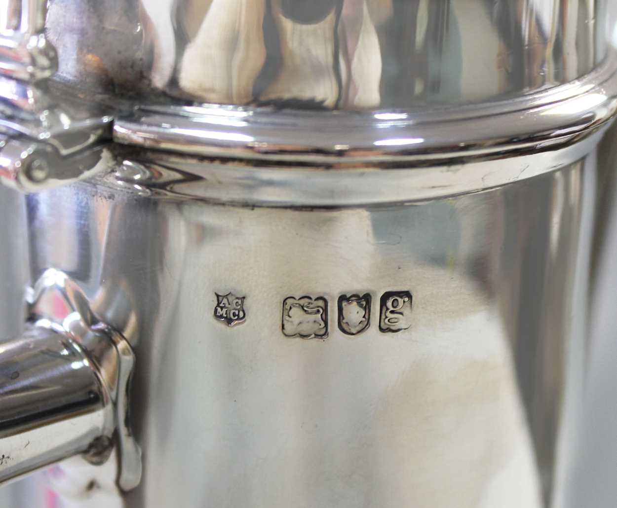 An Edward VII silver coffee pot, - Image 2 of 4