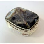 A George III silver snuff box by Matthew Linwood II,