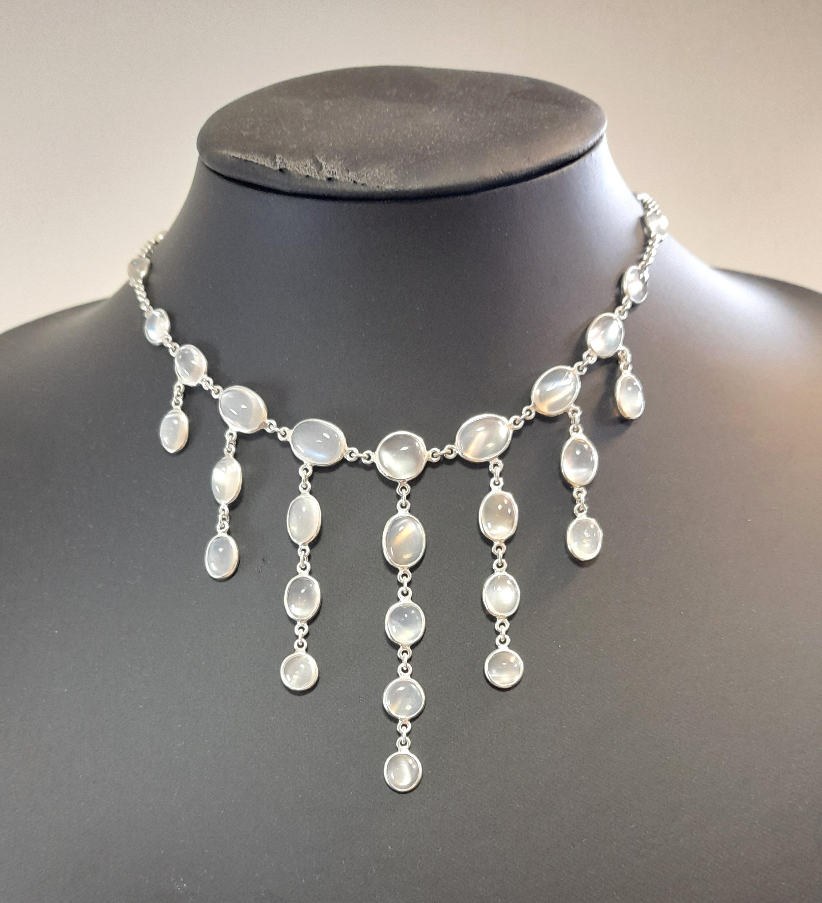 A modern moonstone fringe necklace,