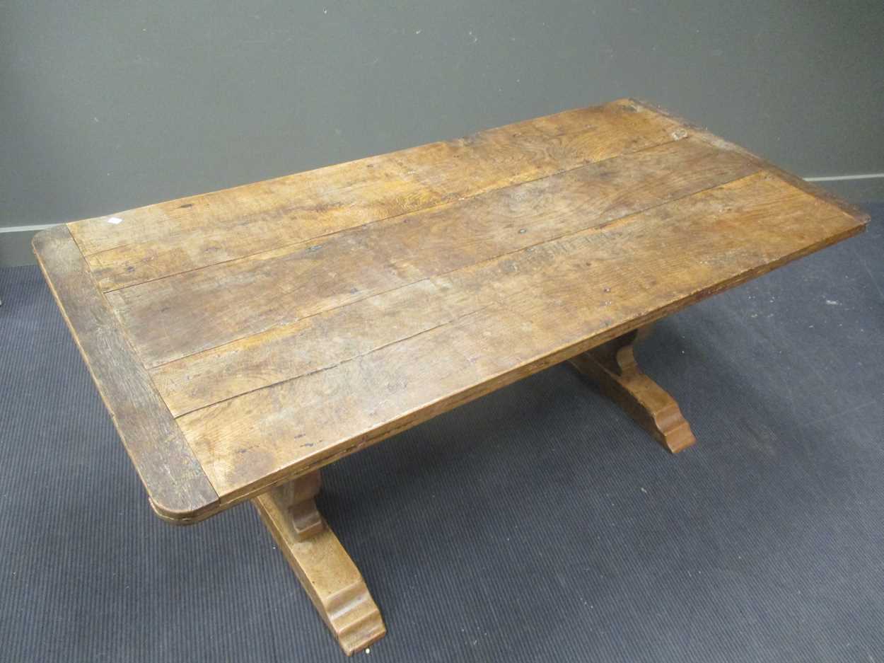 An oak refectory table, - Image 6 of 6