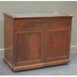 A 19th Century glass top mahogany display cabinet 85x103x54cm