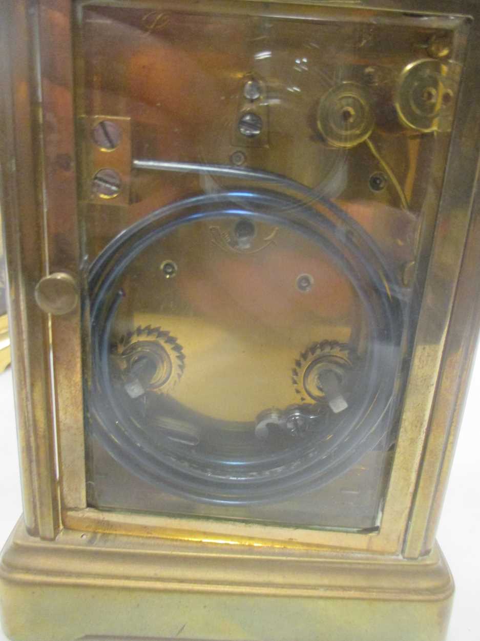 An Edwardian brass carriage clock, 13cm high and a mid 20th century carriage clock (2)Footnote: - Bild 3 aus 6