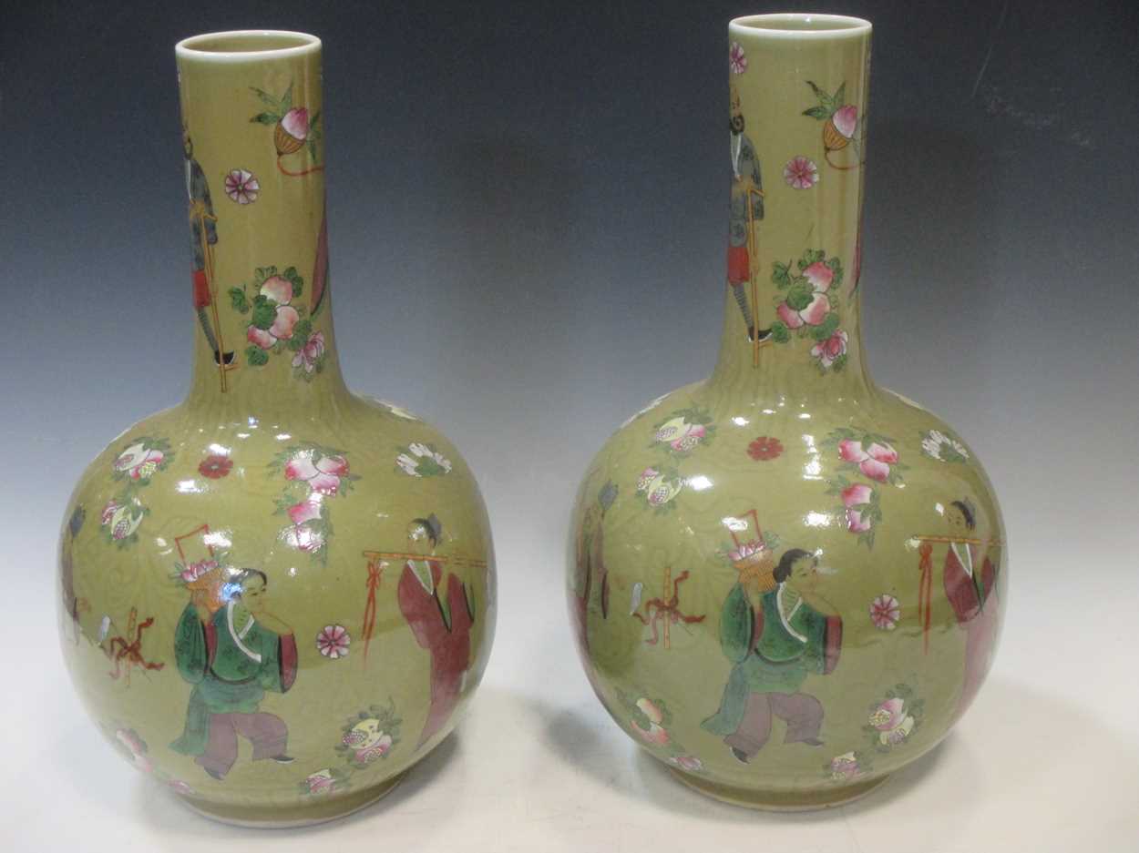 A large pair of vintage Chinese Vases bearing four character Qianlong marks, 42cm high