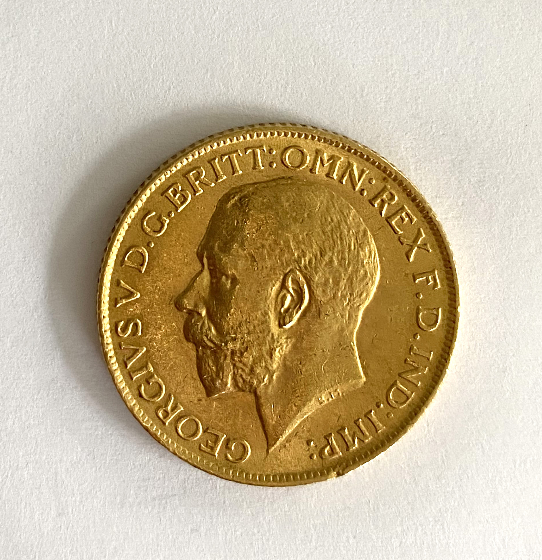 A 'Kings Head' full sovereign,