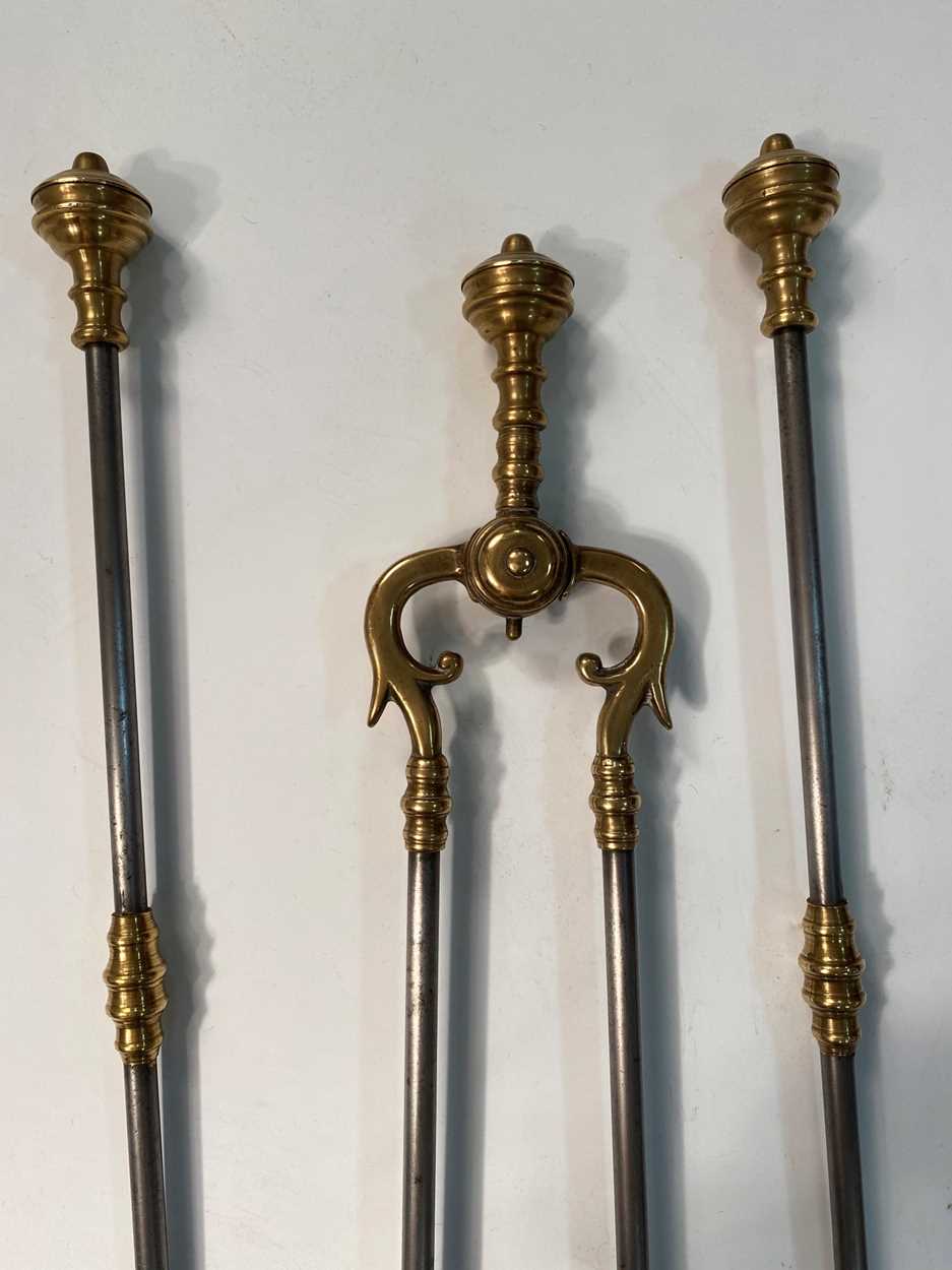 A set of steel and brass fire irons, circa 1800, - Bild 3 aus 7