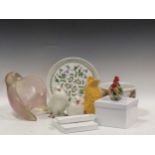 A quantity of ceramics to include a pair of casa pupo white doves, Portmerion, The Royal