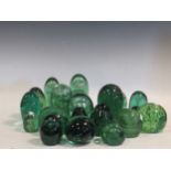 20 various glass dumps,