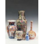 Collection of damaged Japanese vases (6)