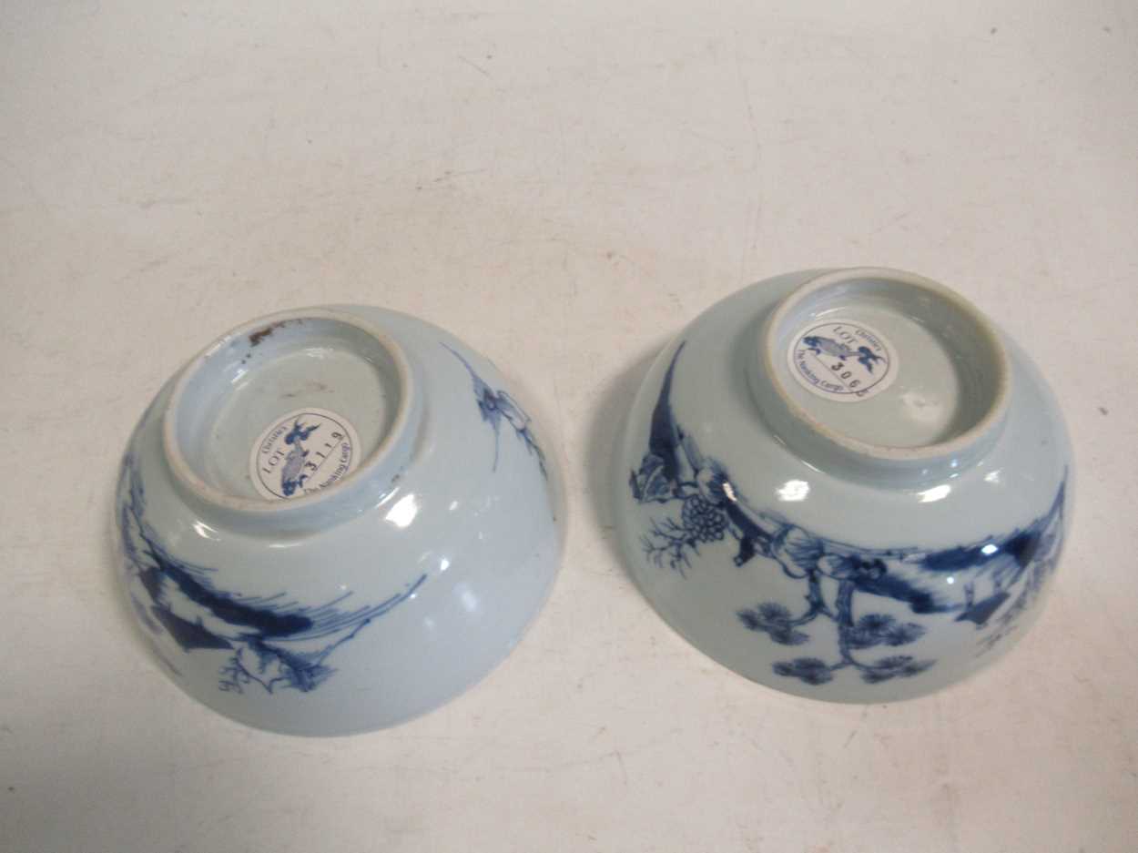 Two Nanking Cargo blue and white bowls - Bild 2 aus 5