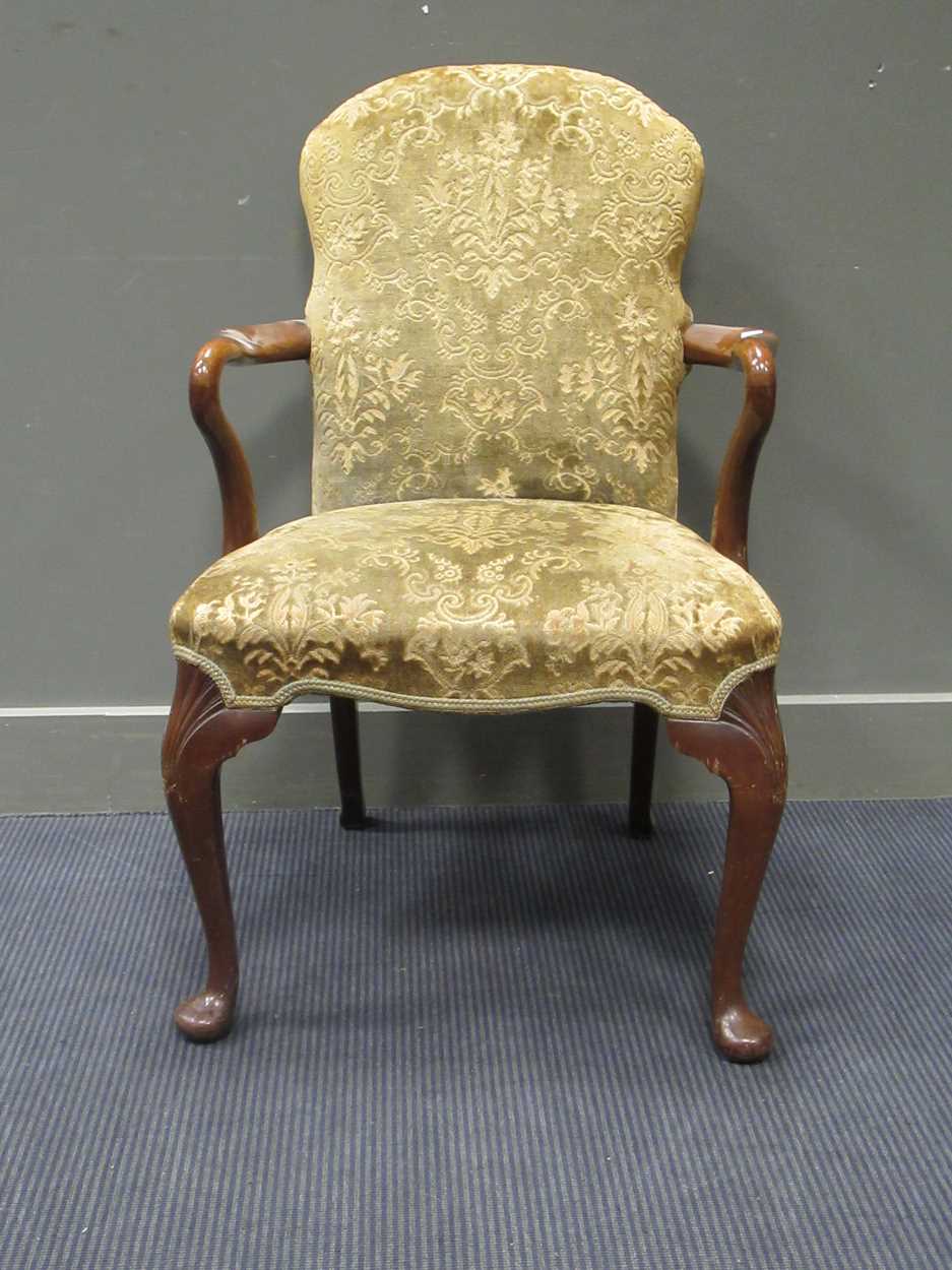 A George I style walnut armchair, with cut velvet upholstery, shepherd's crook arms, on cabriole - Bild 2 aus 5