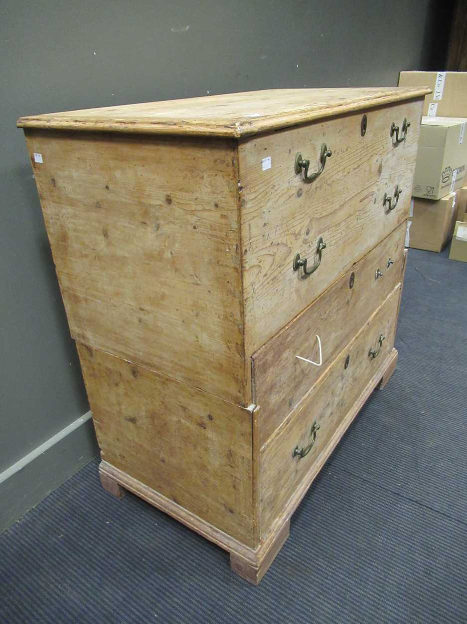 A 19th century pine chest with hinged top and drawers under 96 x 98 x 50cm - Bild 6 aus 7