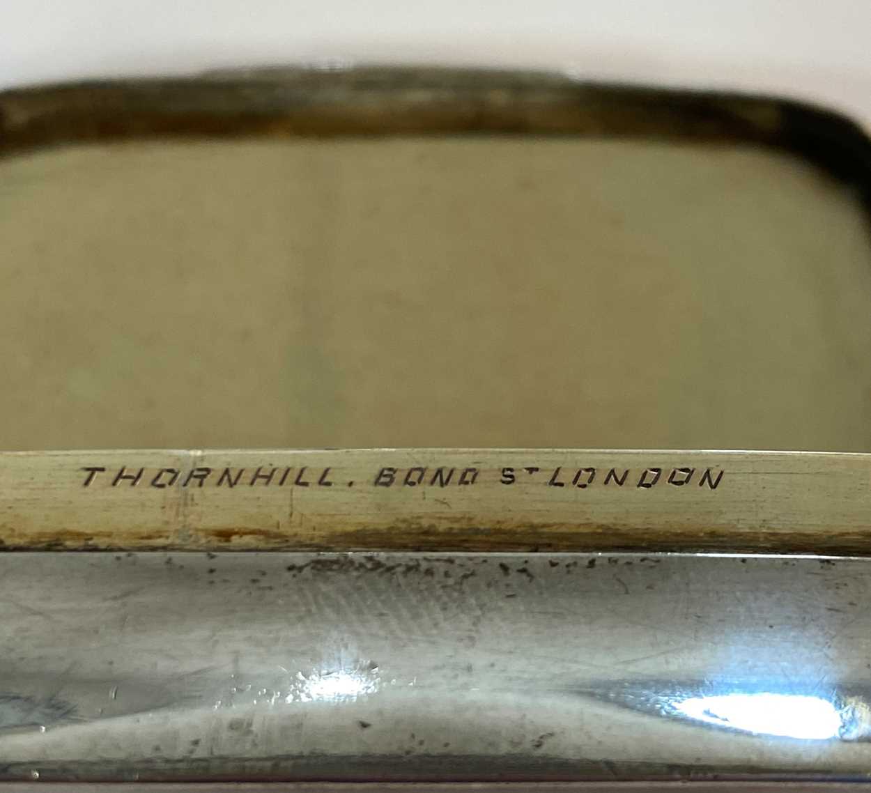 A late Victorian silver snuff box, - Image 5 of 9