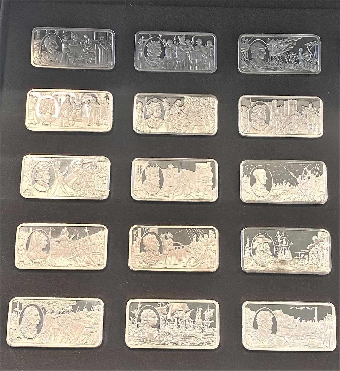 1000 Years of British Monarchy - A cased collection of fifty 20th century silver ingots, - Image 3 of 9