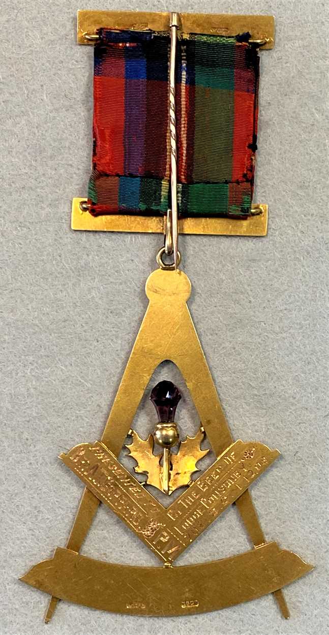 An early 20th century Masonic Scottish Constitution Past Master's Jewel, - Image 3 of 6