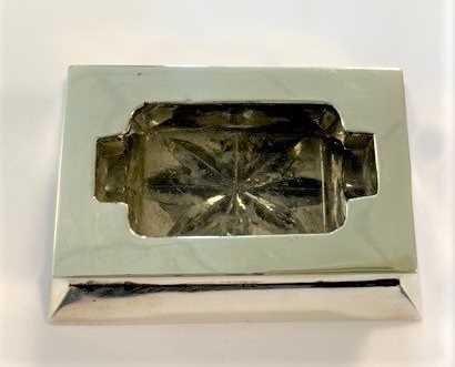 A George V silver pen tidy together with an Edward VII silver stamp roller, - Image 4 of 9