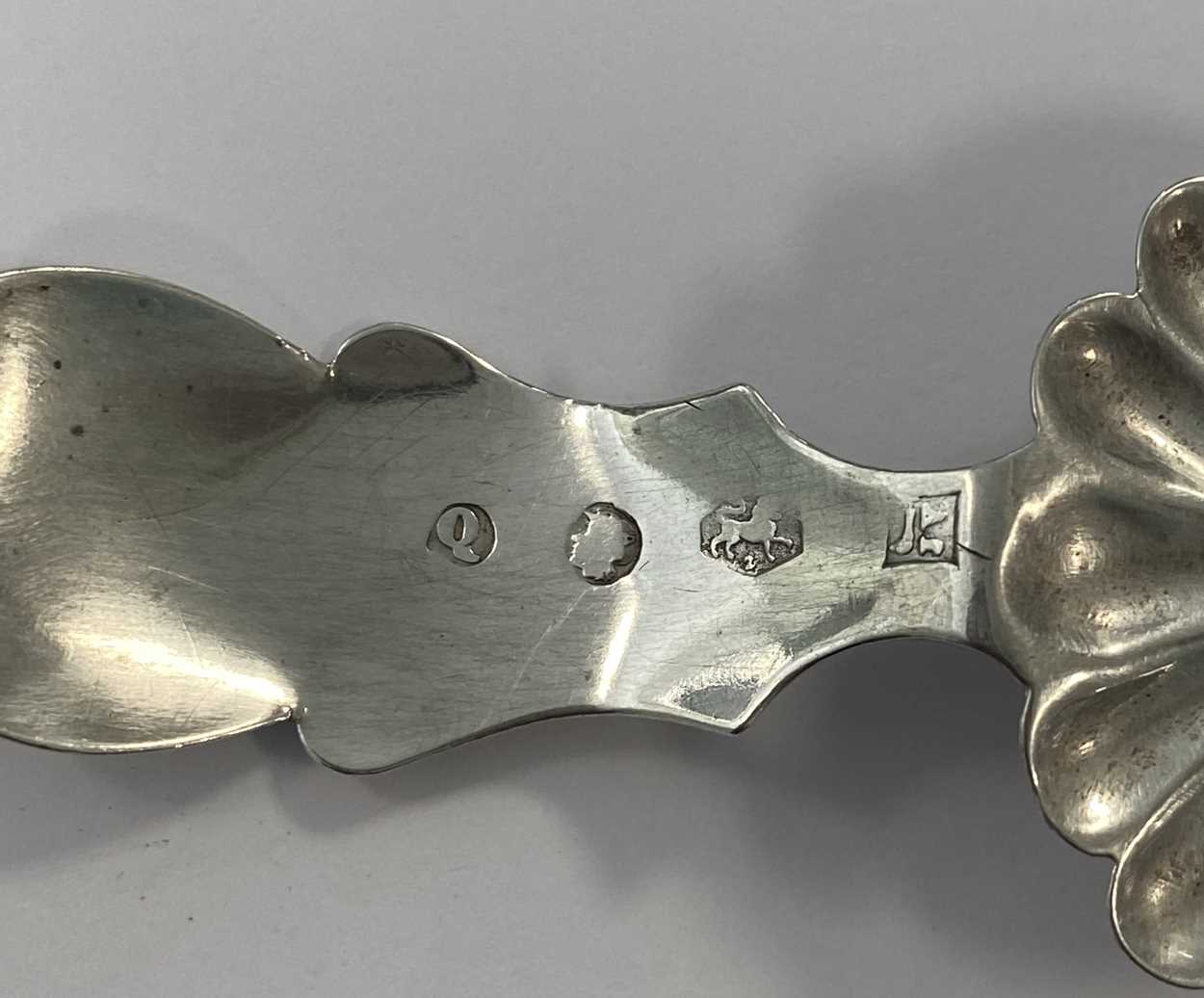 A collection of 8 silver tea caddy spoons, - Image 9 of 10