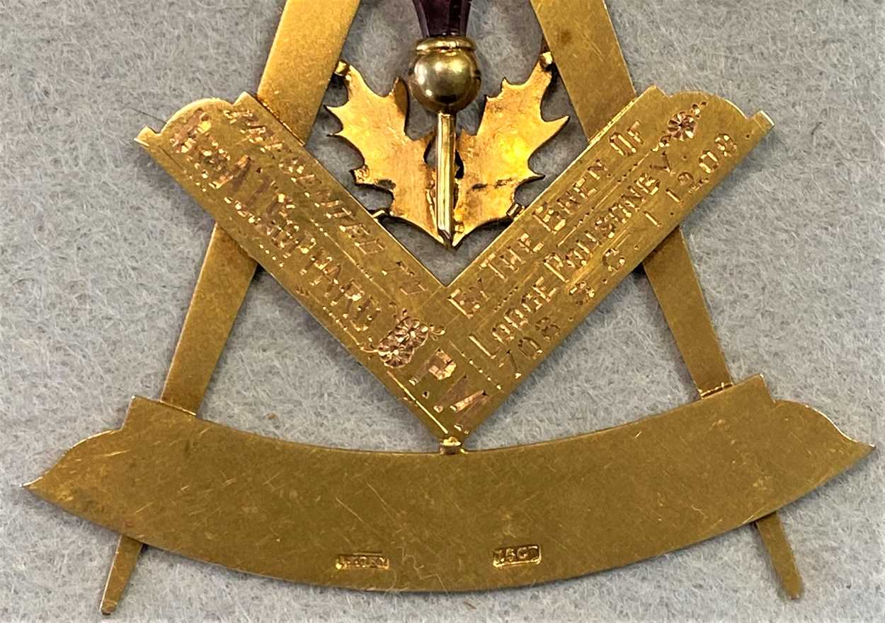 An early 20th century Masonic Scottish Constitution Past Master's Jewel, - Image 5 of 6