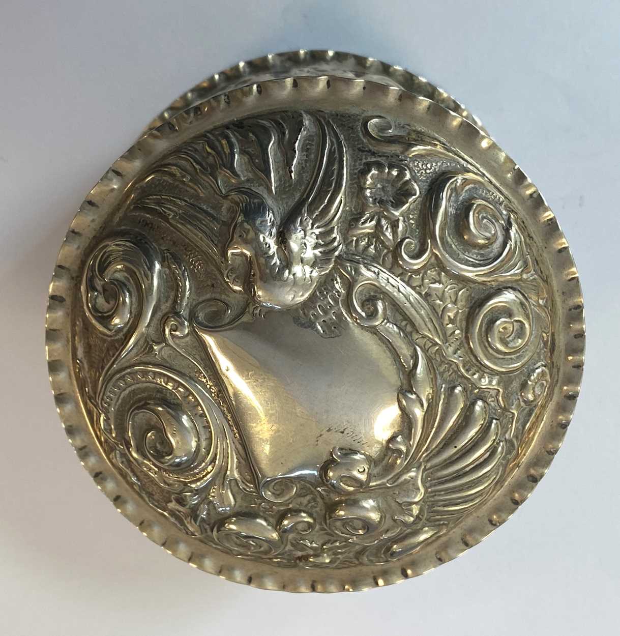 A Victorian silver trinket box, - Image 2 of 7