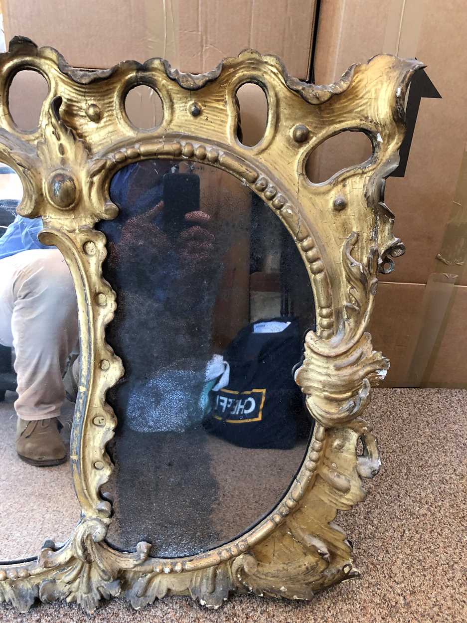 A George III carved giltwood and gesso overmantle mirror, late 18th / early 19th century, - Bild 6 aus 6