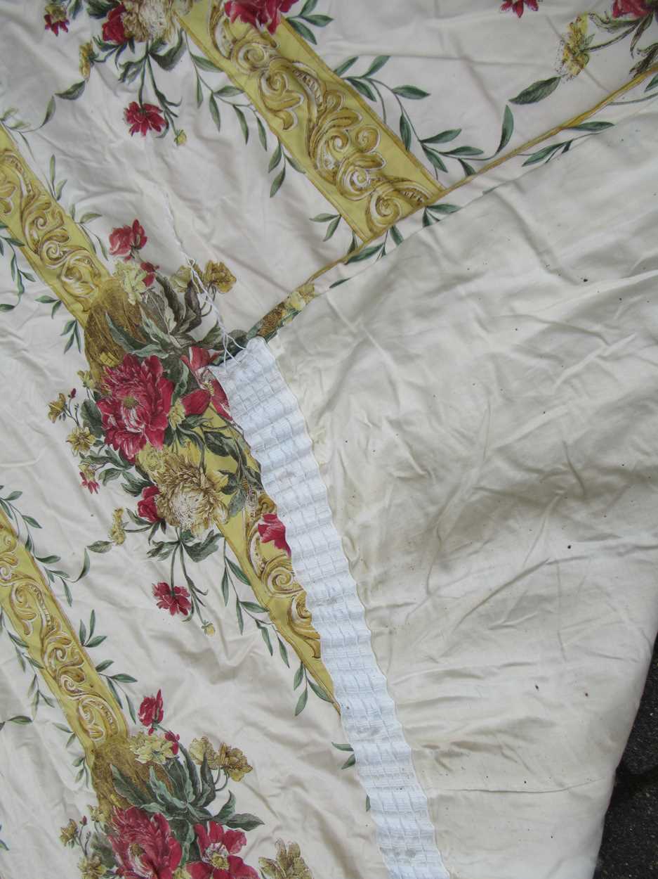 A pair of curtains, lined and interlined with tape heading, each measuring 190cm wide and 238cm - Image 2 of 5