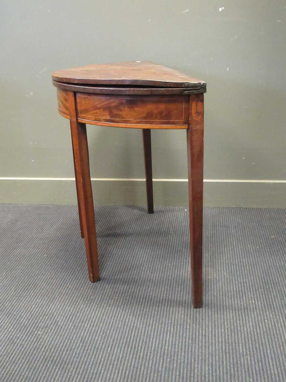 A 19th mahogany demi lune fold over top tea table 73 x 92 x 43cm - Image 9 of 10