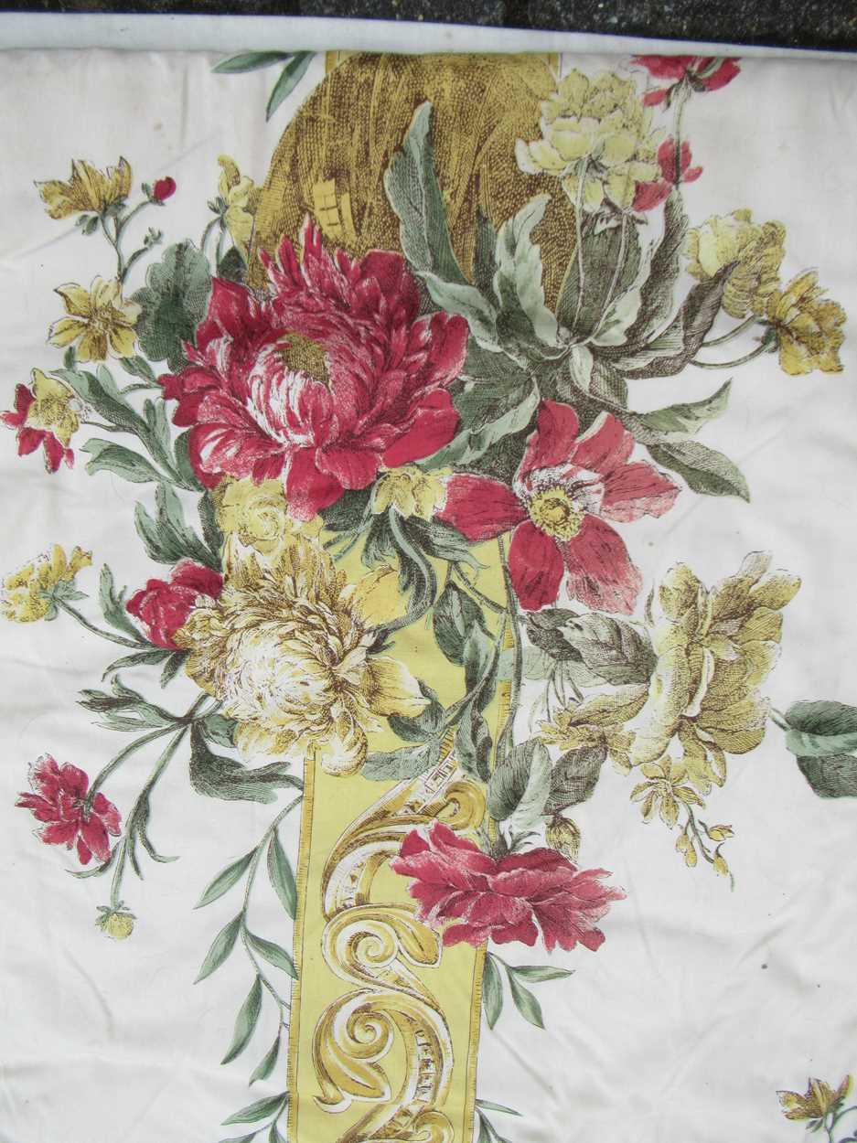 A pair of curtains, lined and interlined with tape heading, each measuring 190cm wide and 238cm - Image 4 of 5