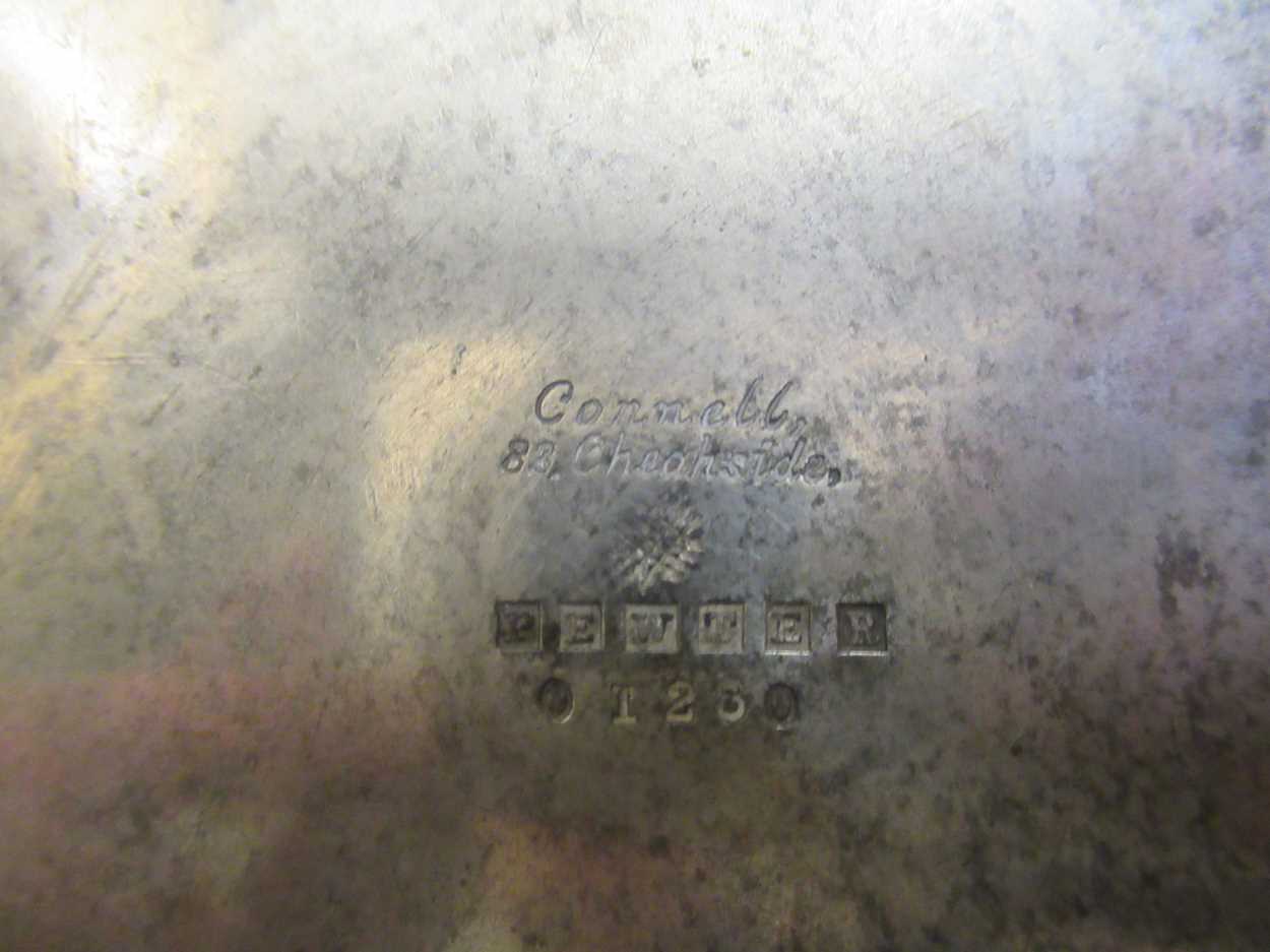 An Arts & Crafts pewter biscuit barrel, 17cm highCondition report: Markings and scratches - Image 3 of 11