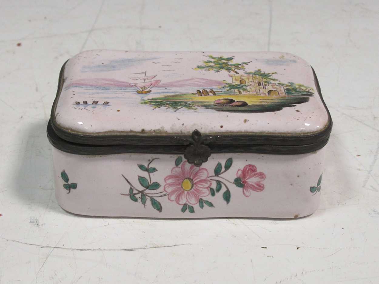 An 18th century enamel box 4 x 10 x 6.5cmProvenance:Landwade Hall, Exning, Suffolk