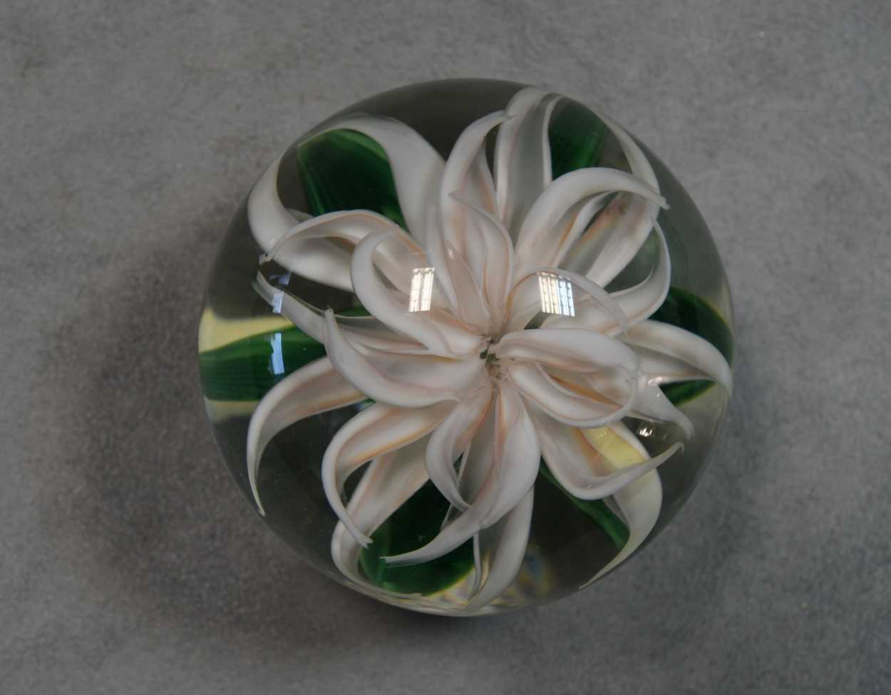 A group of six Lundberg Studio paperweights, - Image 15 of 24