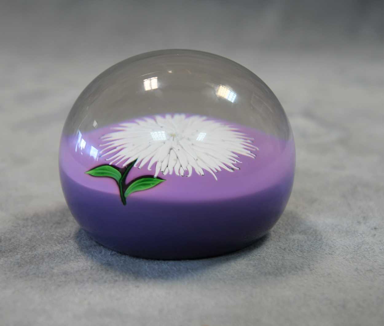 A modern St Louis glass paperweight, - Image 5 of 5