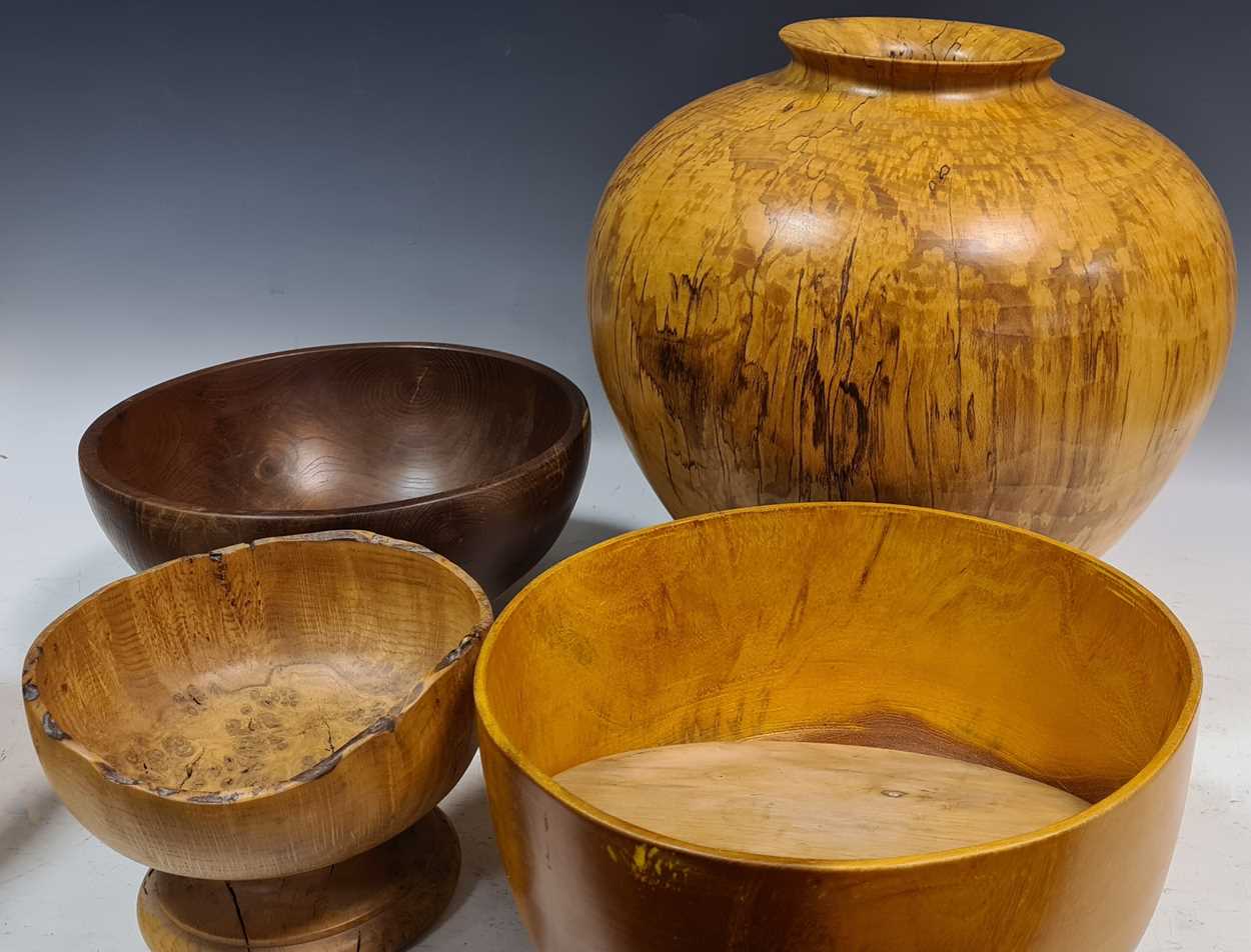 A large beech wooden bowl by Stan Wood, various wooden bowls (9) - Bild 3 aus 5