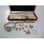 collection of jewellery, including three strings of pearls, a pair of ear pendants, a pair of