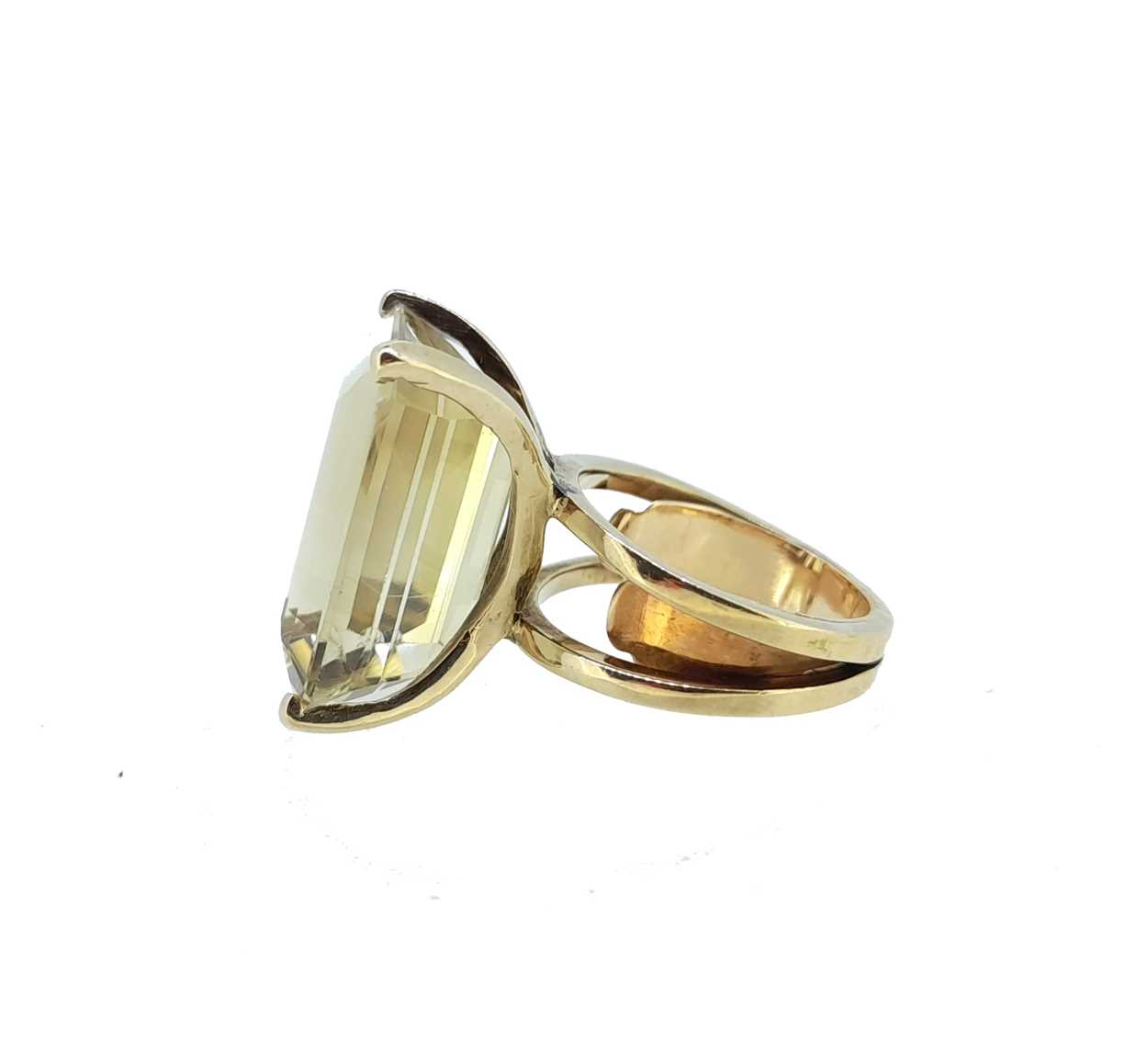 A modern citrine dress ring, - Image 3 of 5