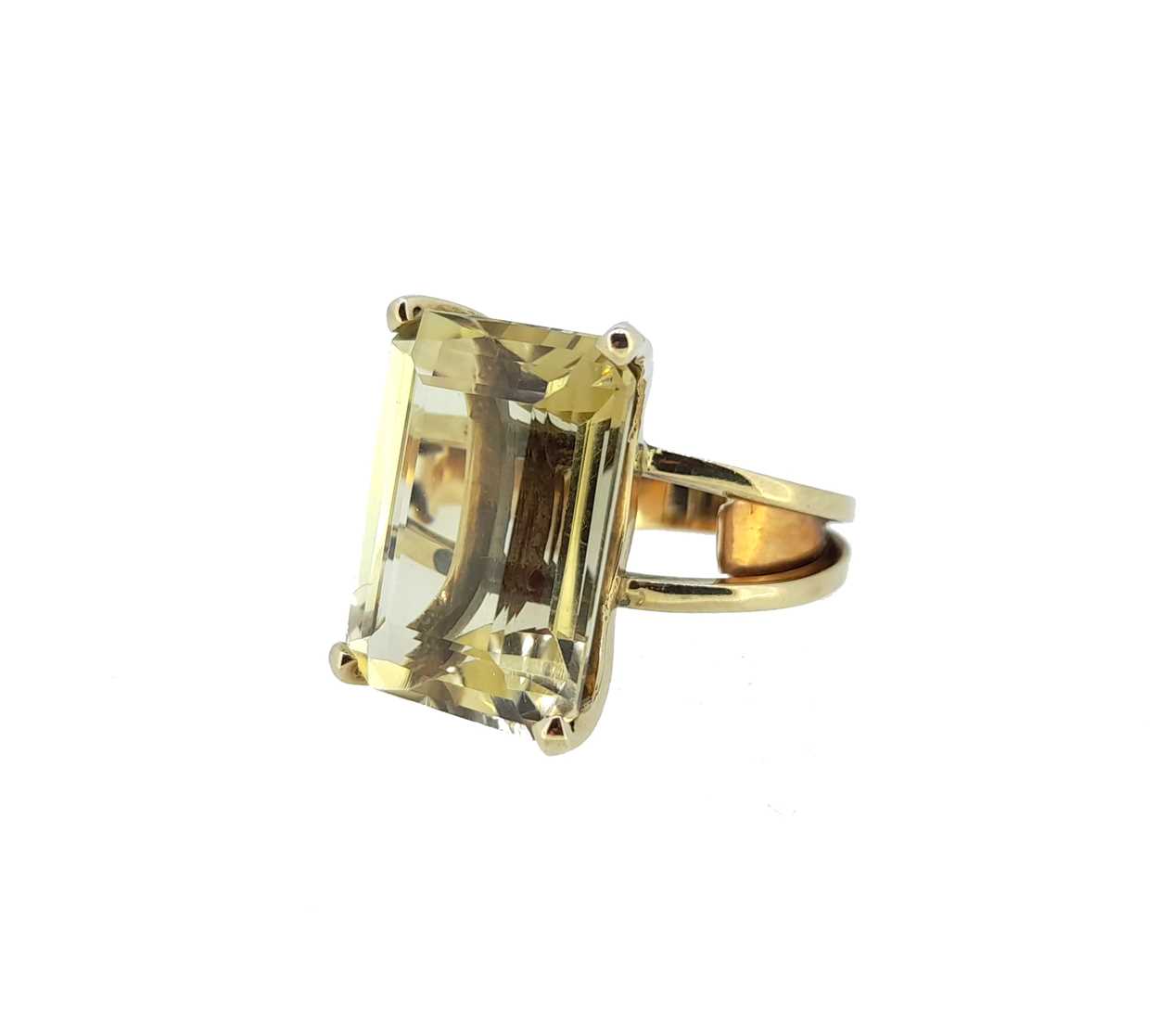 A modern citrine dress ring, - Image 5 of 5