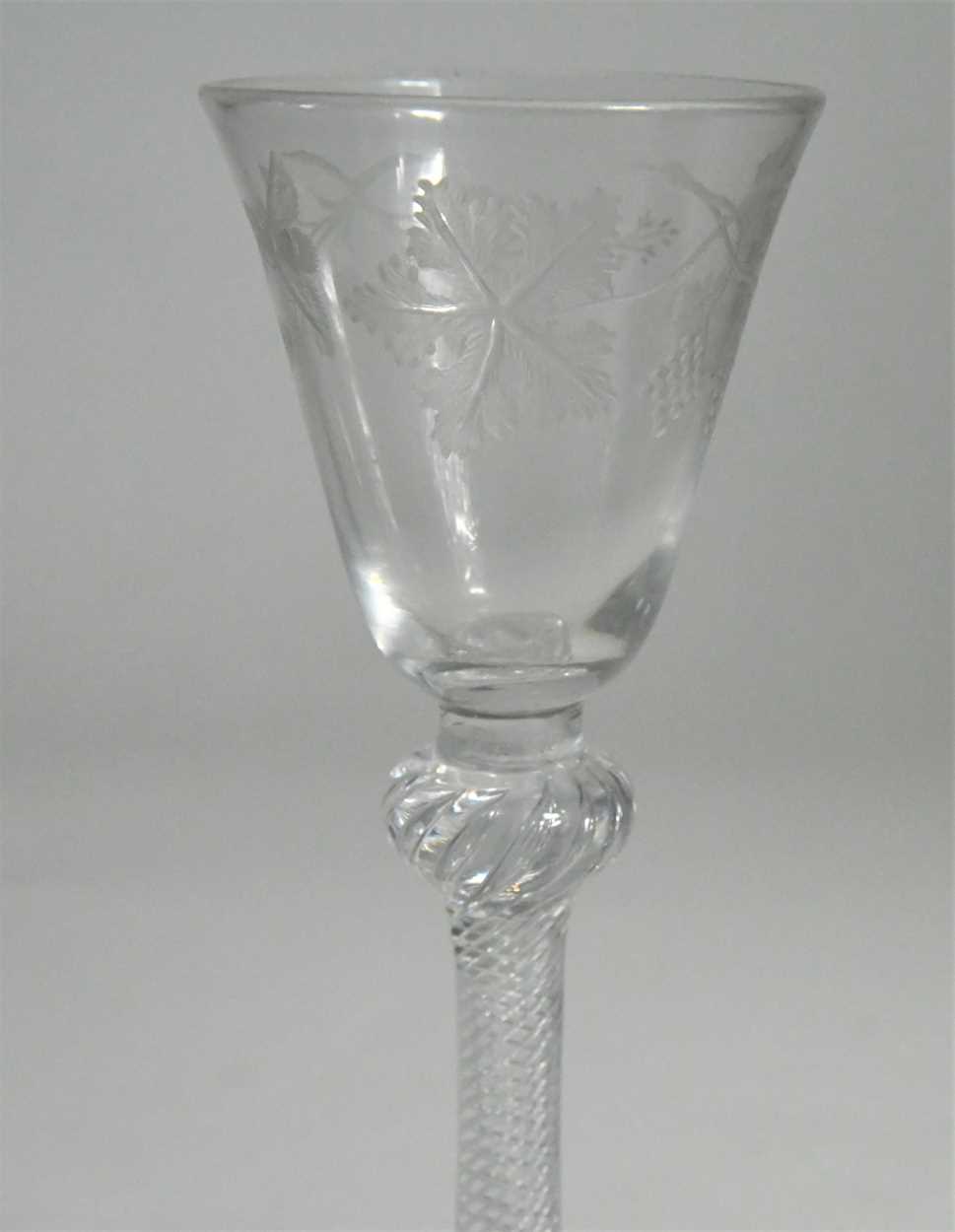 A group of eight George II air twist wine glasses, circa 1740-50, - Bild 7 aus 7