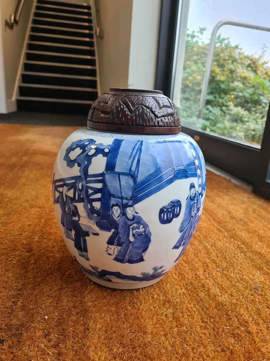 A Chinese blue and white ginger jar, Qing Dynasty, Kangxi (1662-1722), - Bild 3 aus 13