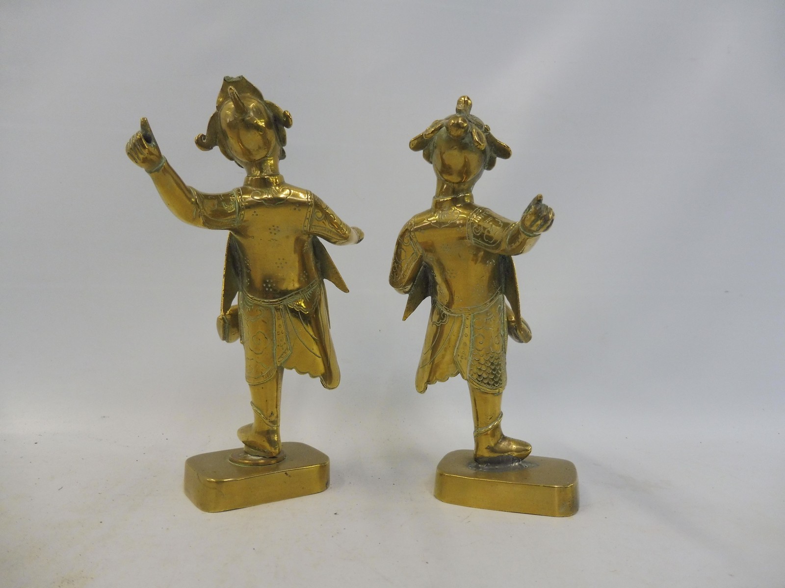 A pair of good quality early 20th Century Eastern brass figures, both approx. 9" high. - Image 3 of 4