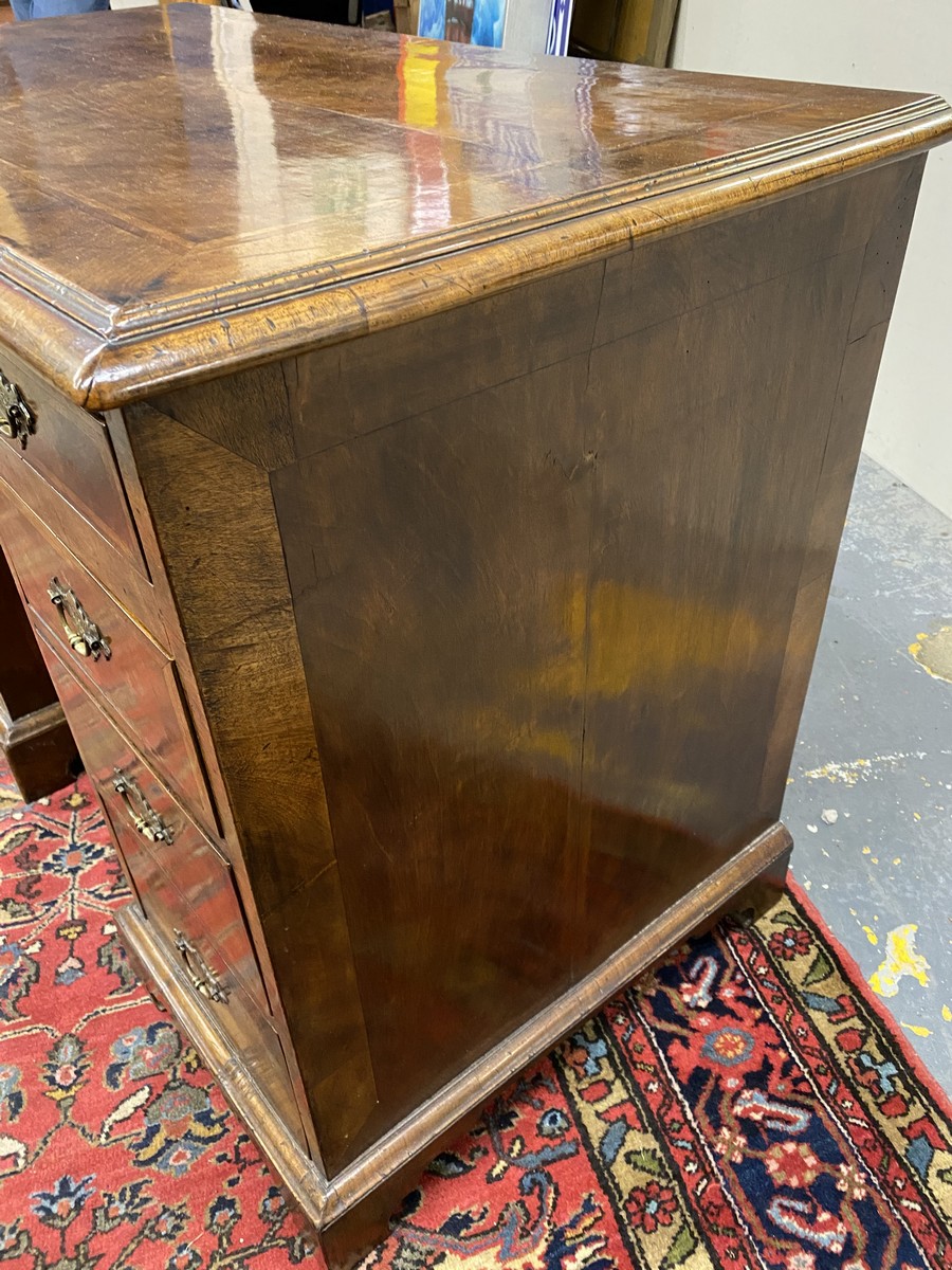 A walnut twin pedestal writing desk, late 19th Century in a Georgian style, 41" w x 30" h x 21 1/ - Image 10 of 10