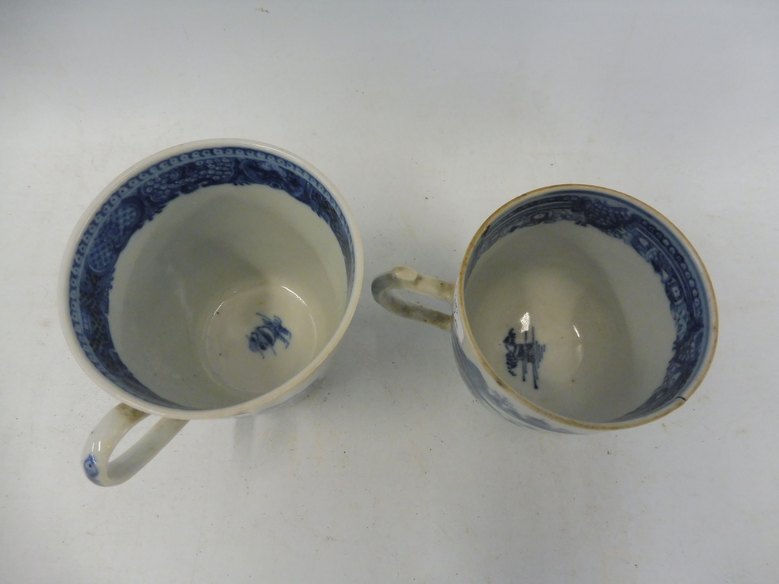 Two 19th Century blue and white cups, probably Chinese. - Image 3 of 6
