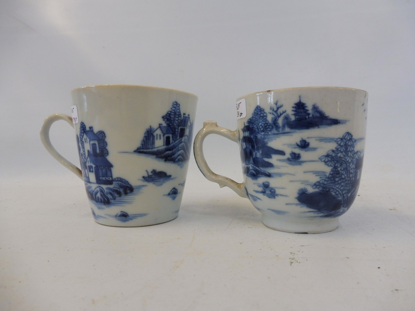 Two 19th Century blue and white cups, probably Chinese. - Image 6 of 6
