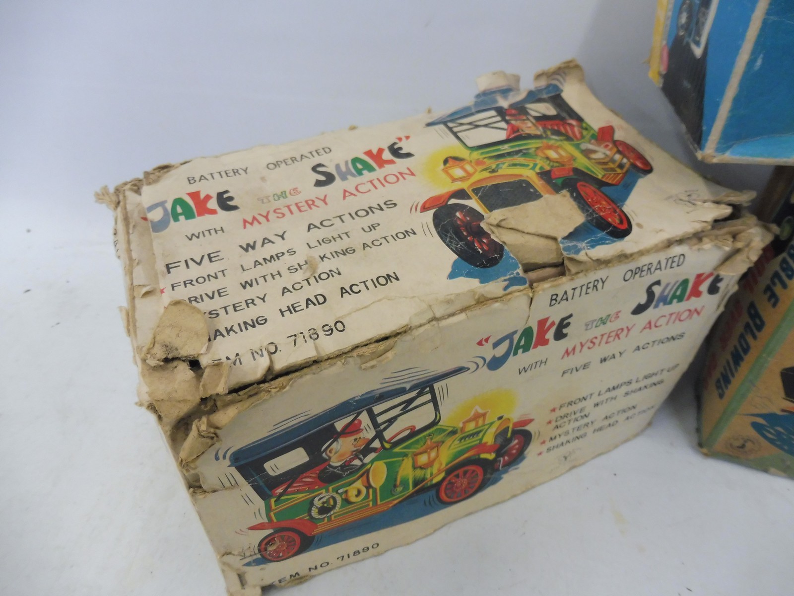 A boxed Japanese tinplate battery operated 'Jake the Shake' and an empty box for 'Bubble Blowing - Image 5 of 6