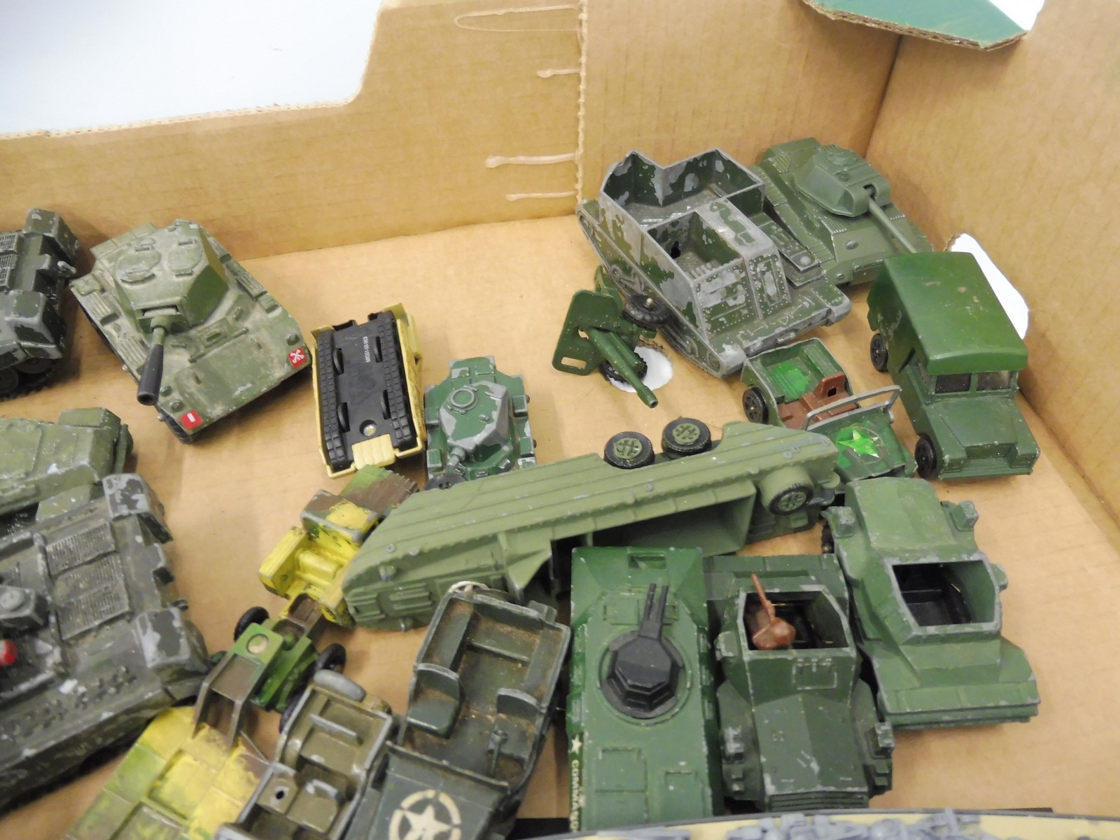 A quantity of military playworn die-cast models, to include Matchbox, Corgi and others. - Image 3 of 3