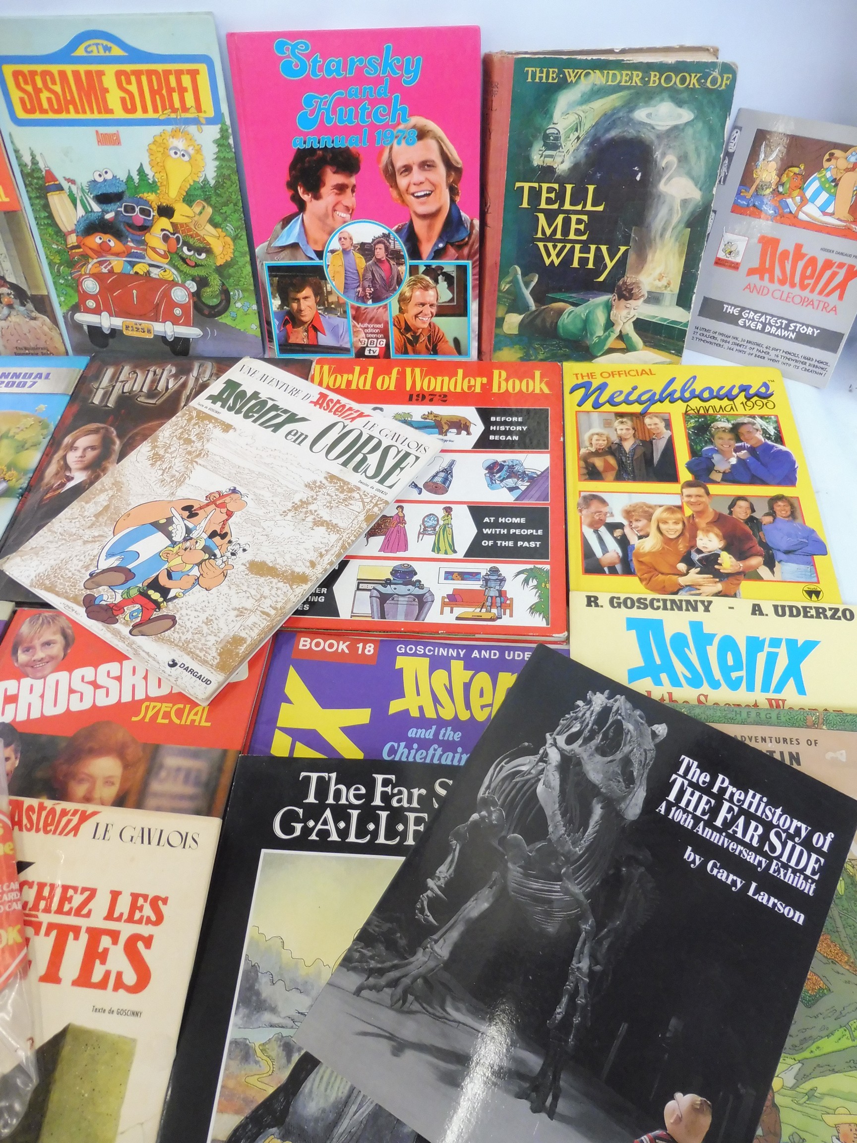 A quantity of mainly TV related annuals including Starskey and Hutch, Asterix and Tin Tin. - Image 3 of 3