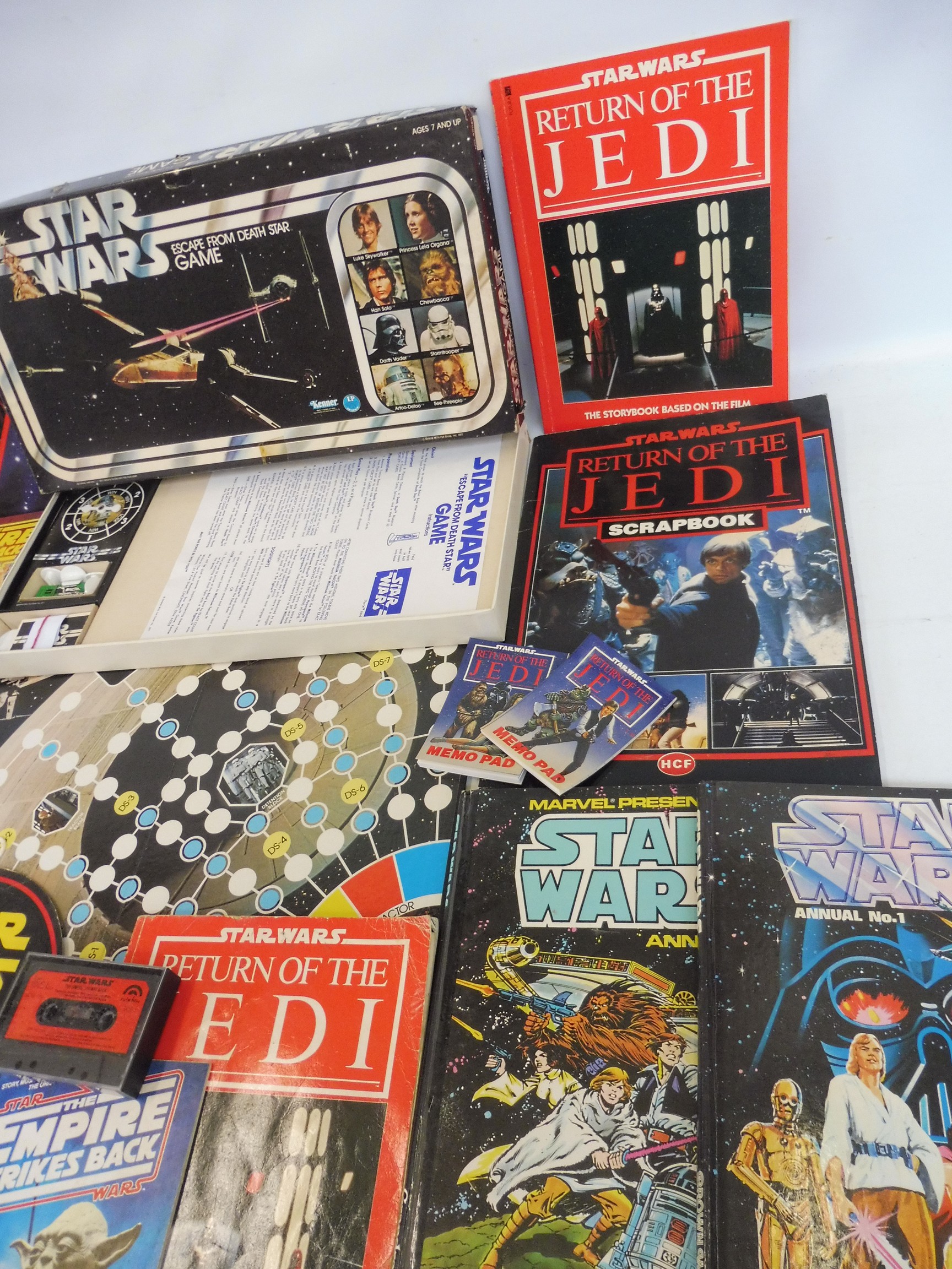 A collection of Star Wars games, merchandise etc. - Image 3 of 3