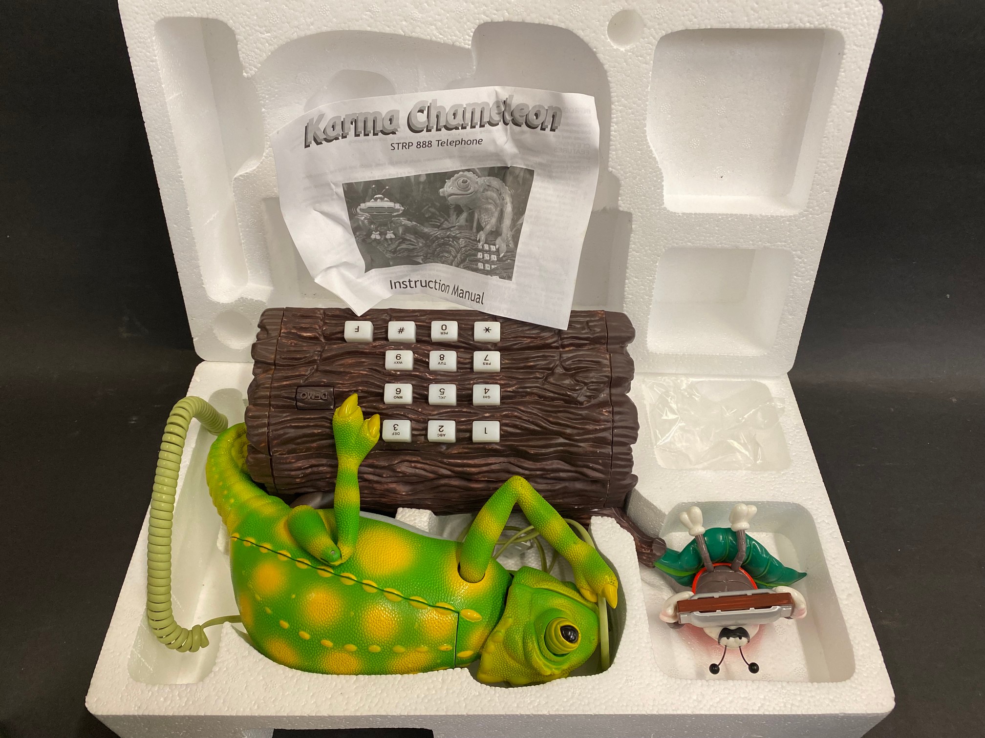 A boxed Karma Chameleon Animated Singing Telephone, brand new in original packaging of issue. - Image 2 of 2