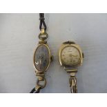 Two 9ct gold ladies wristwatches, one with a leather strap, 10g, the other with a 9ct gold