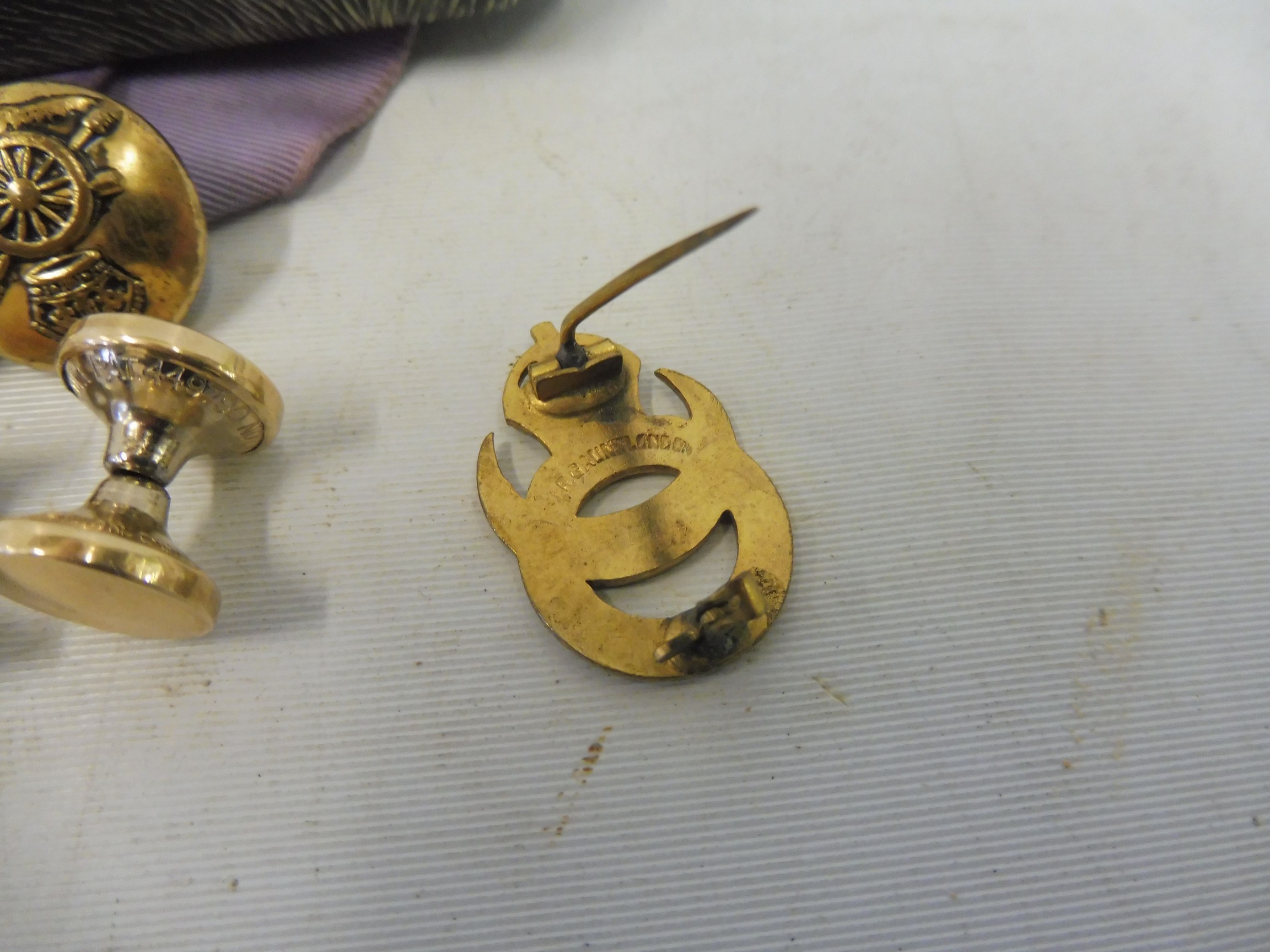 A cased pair of Old Malvernians part enamel cufflinks, another pair of yellow metal cufflinks and - Image 3 of 3