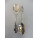 A pair of silver jam spoons, Sheffield 1924, maker Walker & Hall.